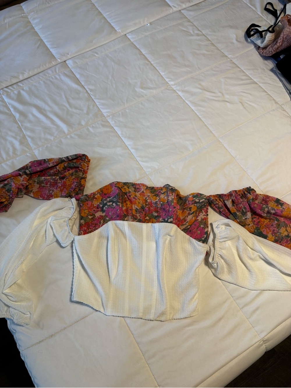 2 Wild Fable Crop Tops with Sleeves Size Medium